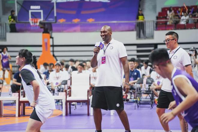 关键时刻体能课后,上海申花篮板制胜备战NBA常规赛,震撼外界,纪律约束更严格的简单介绍 关键时刻体能课后,上海申花篮板制胜备战NBA常规赛,震撼外界,纪律约束更严格的简单介绍