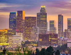 包含洛杉矶湖人内部会议纪要流出：冲刺阶段伤情更新，德国杯使命明确，更衣室氛围转暖的词条