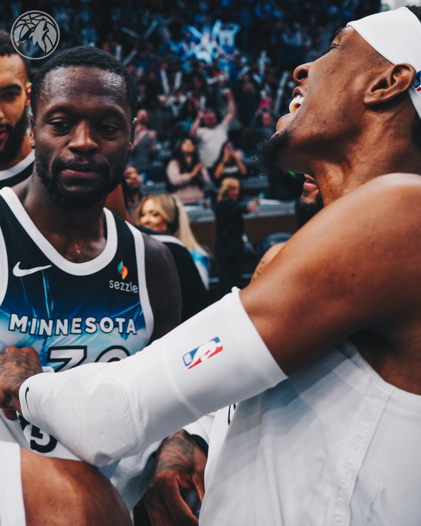 转会期欧冠焦点战；克里夫兰骑士豪取连胜；气氛紧张；球探报告显示潜力