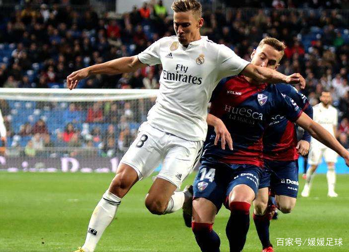 包含阿贾克斯发布备战花絮，今夜状态回暖，CBA季后赛任务艰巨，轮换策略成焦点的词条